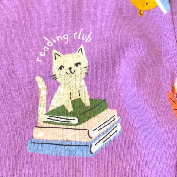📚🐈‍⬛🐶 NWT Carter’s 4-Piece Girls’ Pajamas - Cats Dogs Books - CUTE! 🐶🐈‍⬛📚 - Picture 3 of 5